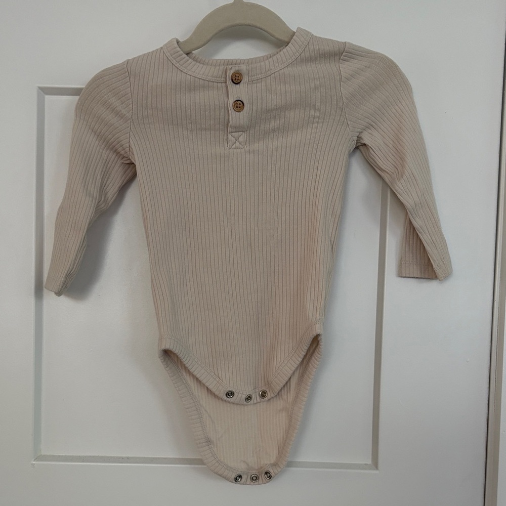 Cat And Jack Kids Ribbed Long-Sleeve One-Piece Bodysuit in Cream 18 Month